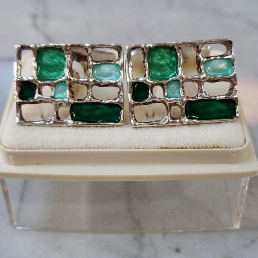 Vintage Sterling silver Green Enamel cuff links - Picture 1 of 5